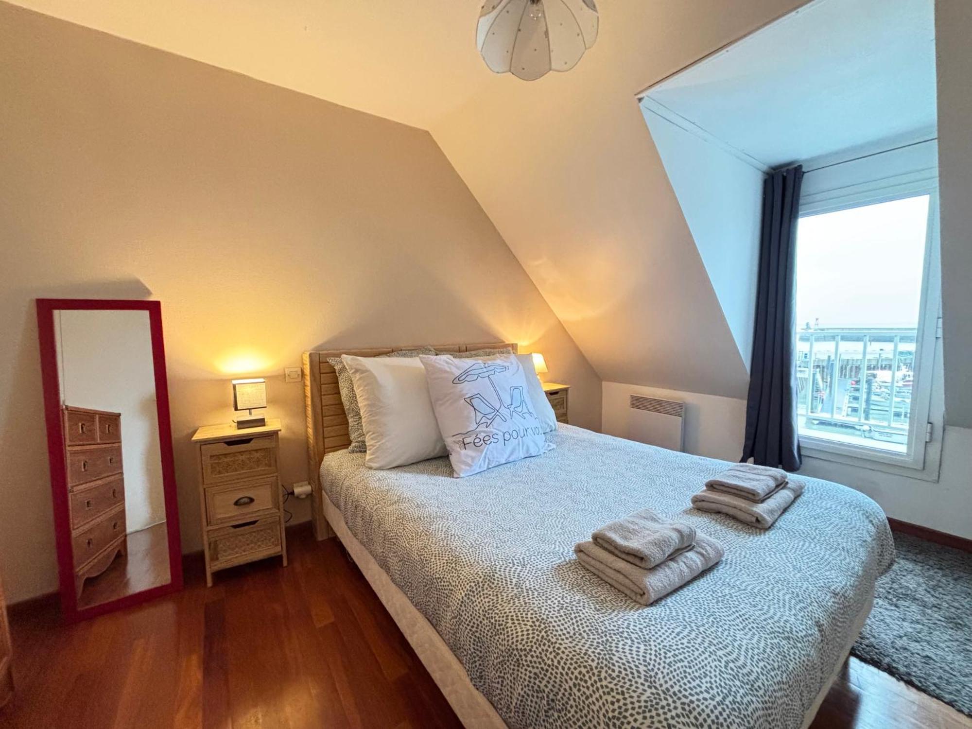 Cote Cottage Apt 3 Chambres Bien Equipee Vue Imprenable Sur Port Et Mer Etreham Eksteriør billede